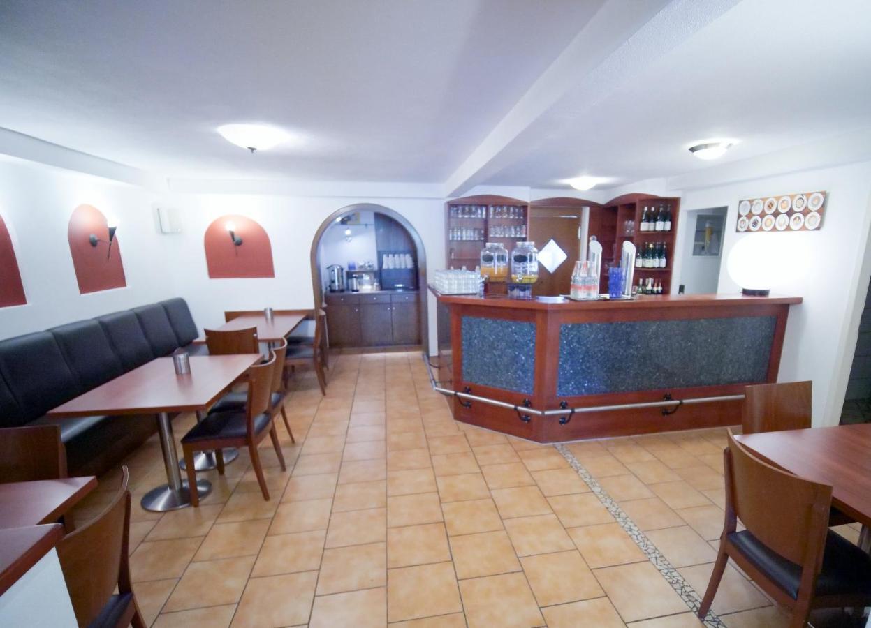 רוסט Gaestehaus Parkblick מראה חיצוני תמונה